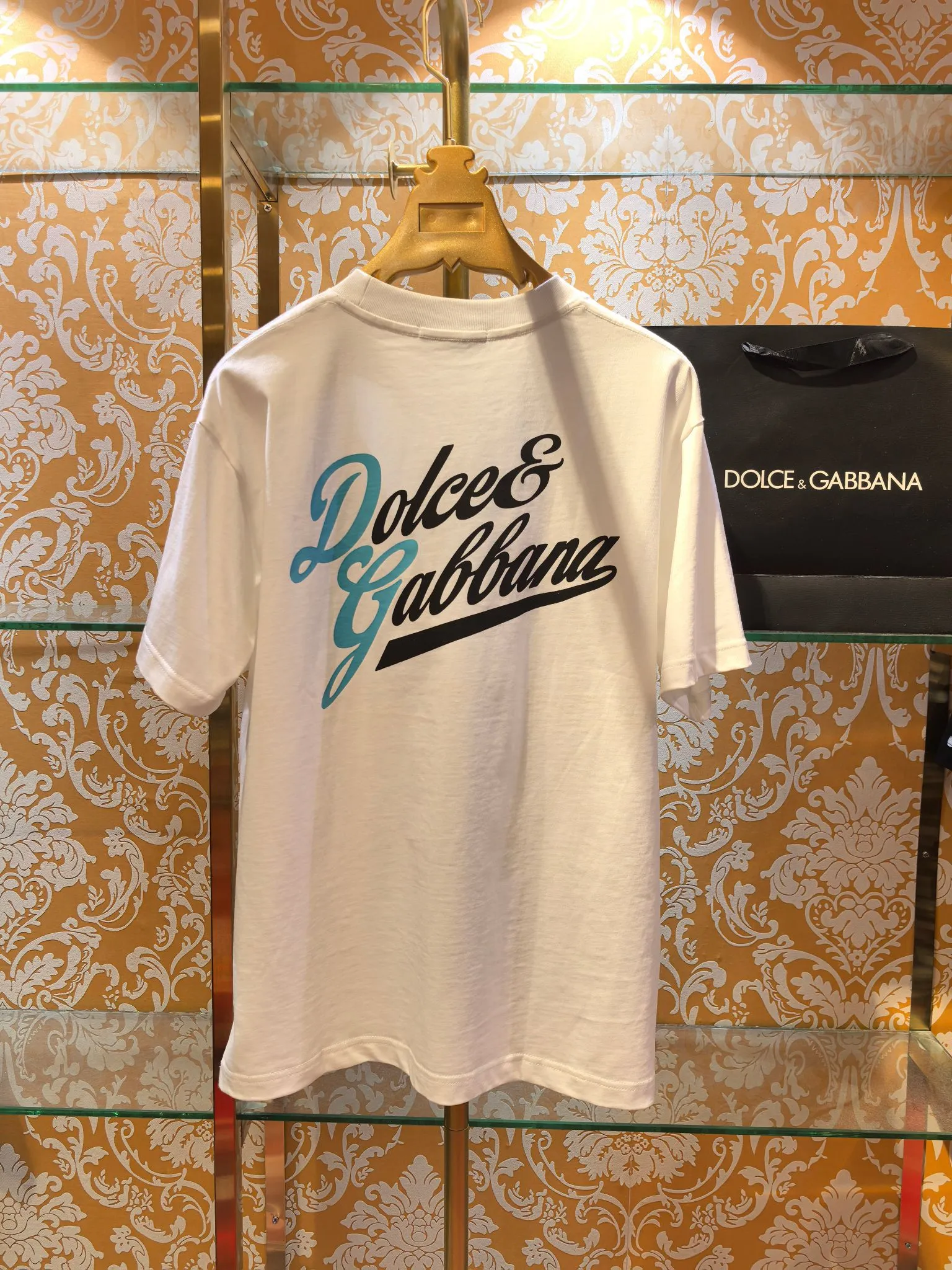 𝘿𝙊𝙇𝘾𝙀 & 𝙂𝘼𝘽𝘽𝘼𝙉𝘼 2026/ss New Arrival T Same Style : ， Sizes:S-XL
